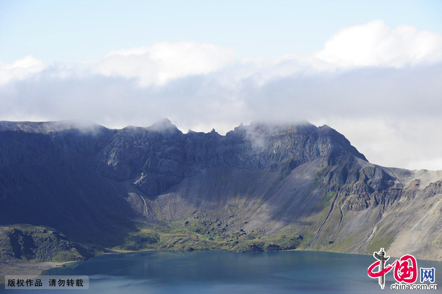 2012��8��26�գ�������׳�ĳ���ɽ��ء�