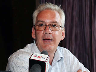 �����Σ��й���Ӧ�ö����й���ɫ