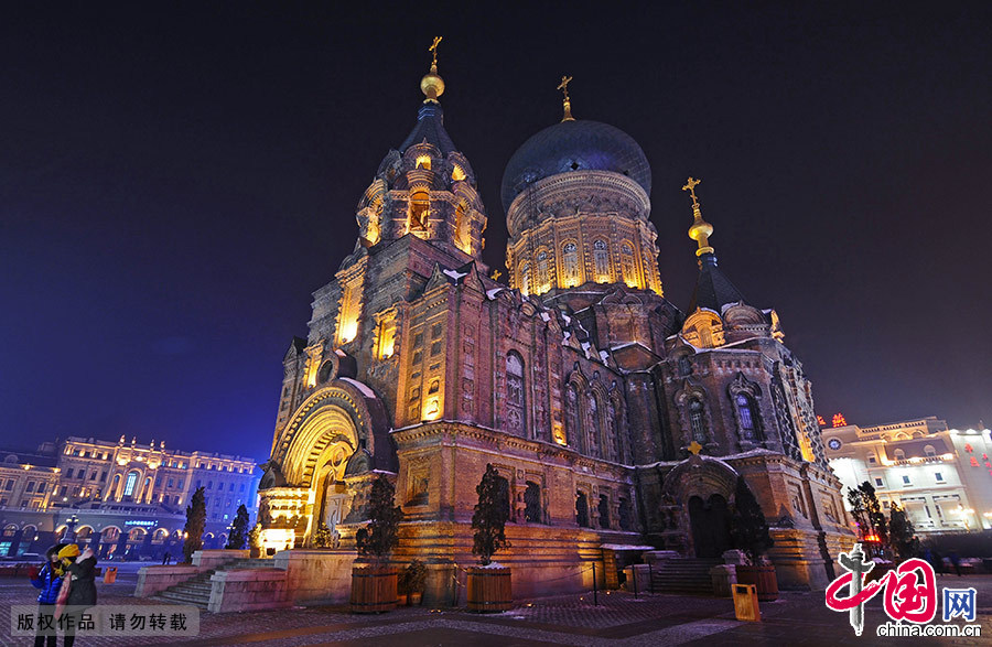 ҹĻ�µ�ʥ�����ǽ��á�ʥ�����ǽ�����Զ���������Ķ������ã��ǰ�ռͥʽ�����ĵ��ʹ�����1997��6�£�ʥ�����ǽ����޸�������Ϊ�������н��������ݡ��й���ͼƬ�� ������/��