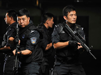 '���־�Ӣ'����APEC 24Сʱ��ս[��ͼ]