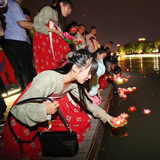 ���ض������ӭ����[��ͼ]