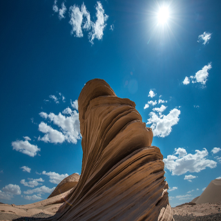 �½����ܣ����ص��Ϻ��ŵ���ò[��ͼ]